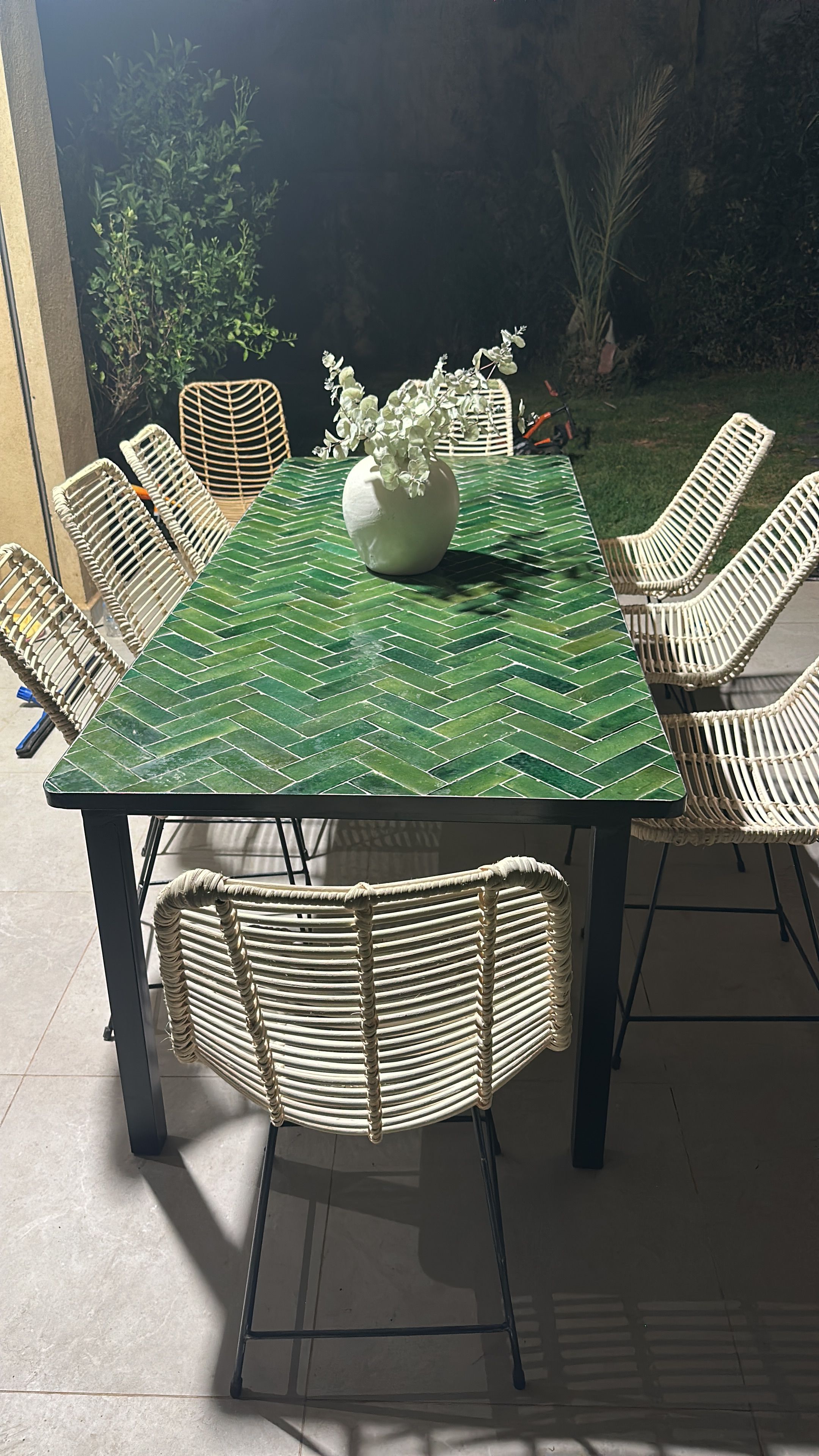 la table en zellige marocain