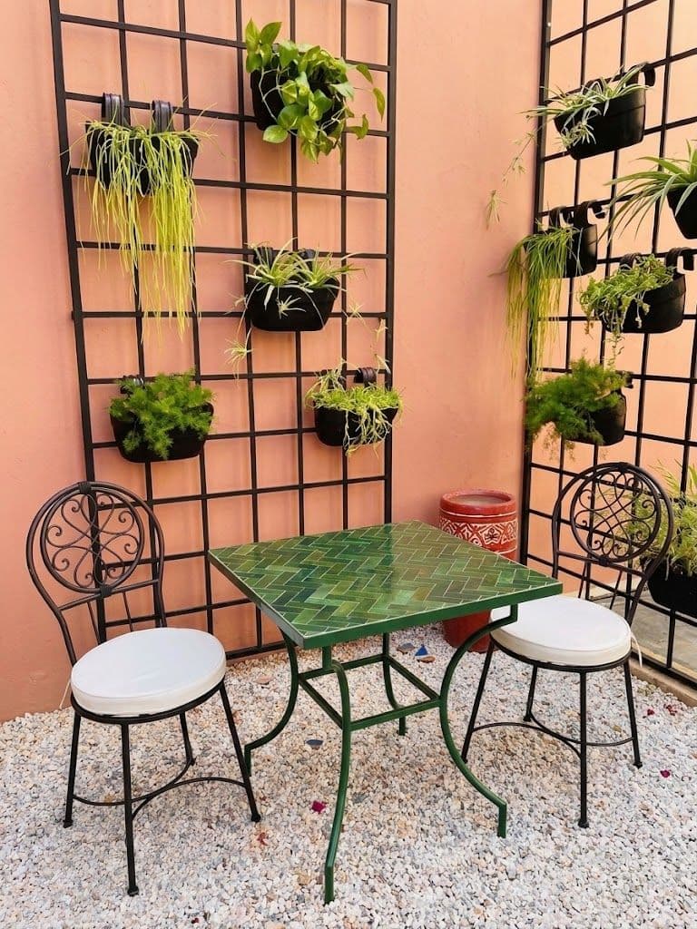 Table de Jardin Carrée en Zellige Vert avec 4 Chaises